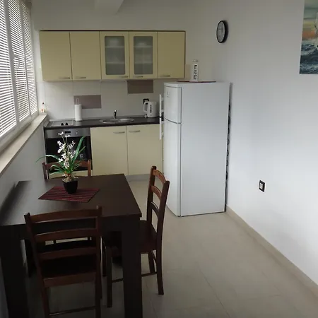 Selina Apartment