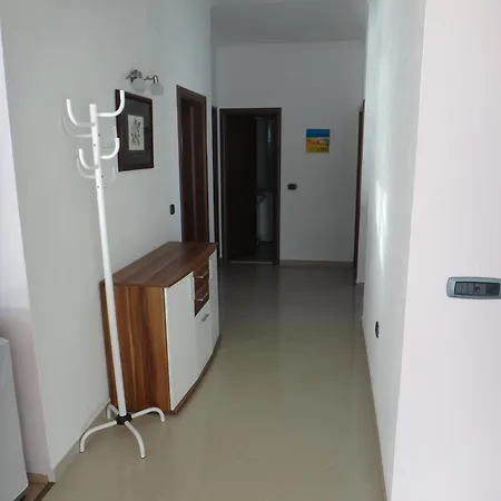 Selina Apartment Vinisce
